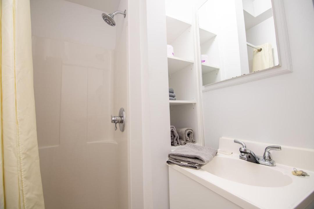 Photo of Bathroom in Sept-Iles