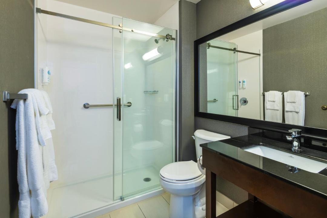 Photo of Bathroom in Ste. Foy