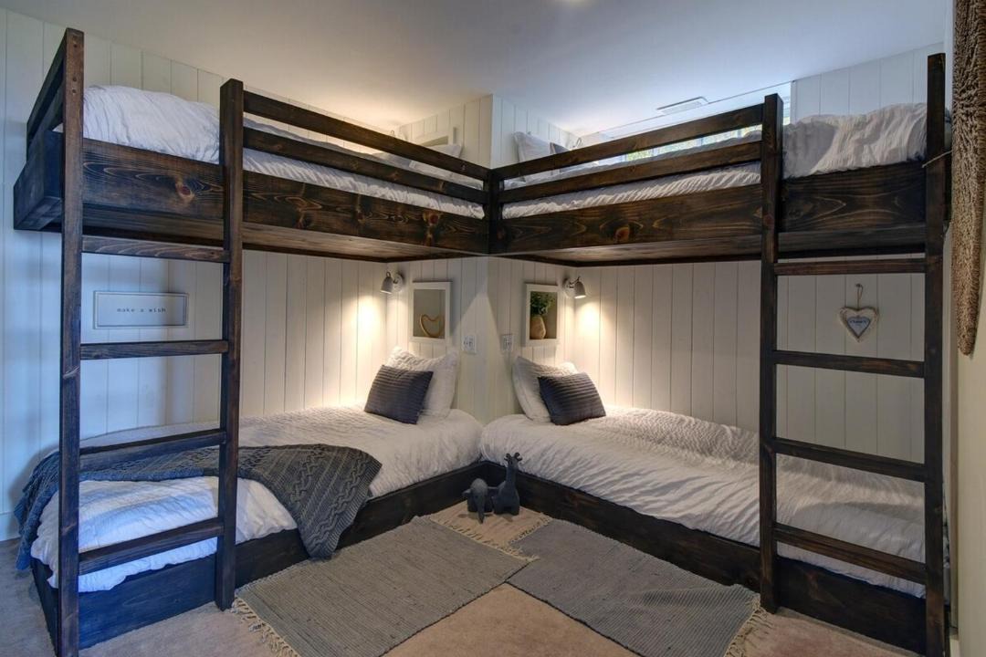 Photo of Bedroom in Saint-Faustin-Lac-Carre