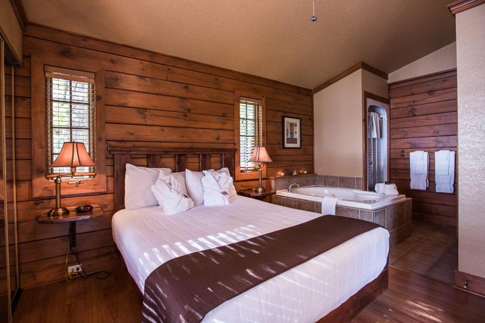 Photo of Bedroom in Ville-Marie
