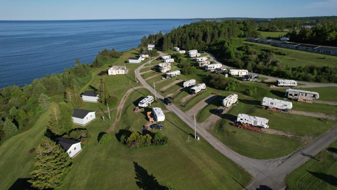 Photo of Others in Saint Georges de Malbaie