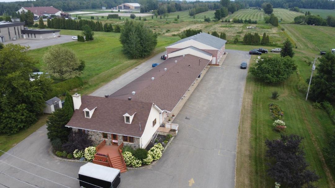 Photo of Others in Becancour