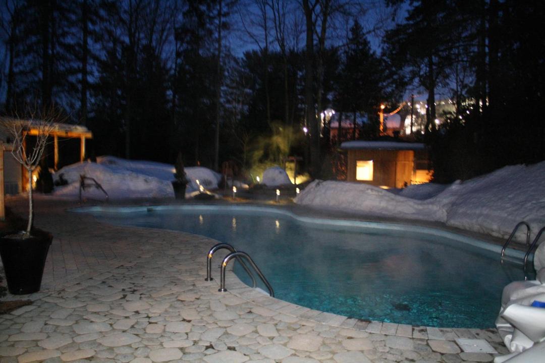 Photo of Others in Saint-Sauveur