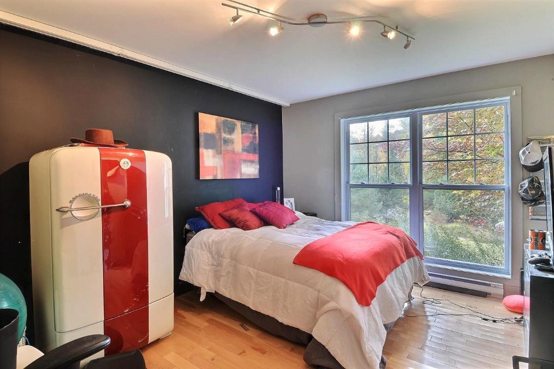 Photo of Bedroom in Saint-Sauveur