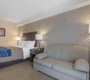 Comfort Inn Levis 