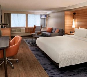 Fairfield Inn 
