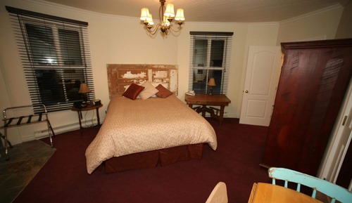 Chambre Champêtre Plus Lit King (Souper 6 services)
