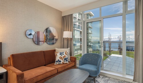 Seaview King with Balcony