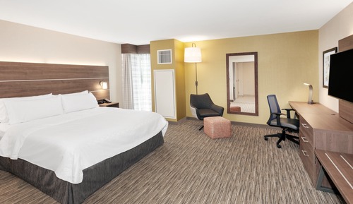 Standard Room, 1 King Bed