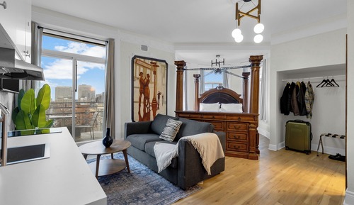 Presidential Room, Balcony, City View