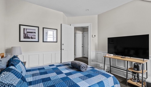 Historic Loft Suite