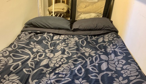 Family Room, 1 Queen Bed, Air conditioning (code accessible)
