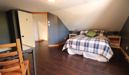 Family Apartment (code accessible)