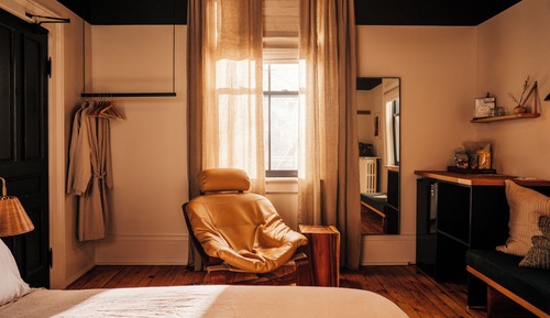 Signature Room