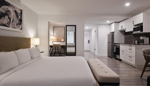 Standard Room, 1 King Bed, Non Smoking, Balcony (Full Kitchen)