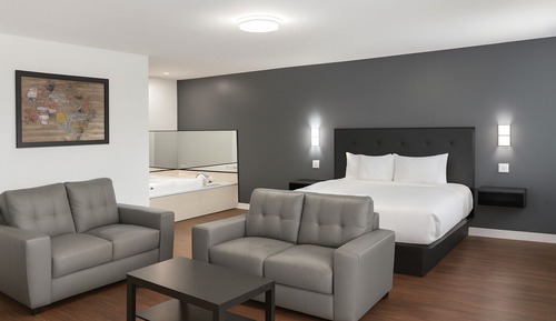 Room, 1 King Bed, Non Smoking