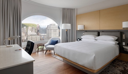 Club Room, 1 King Bed