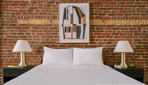 Standard Studio, 1 Queen Bed