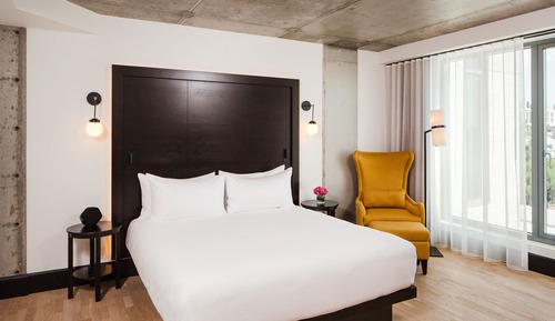 Suite (Alcove)