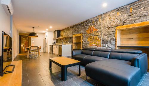 One-Bedroom Deluxe Apartment P103