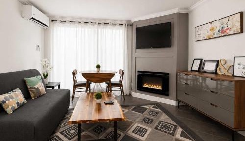 Studio Apartment with Balcony
