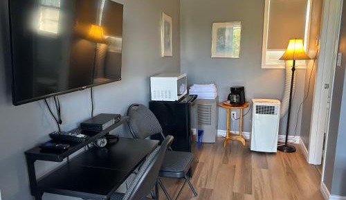 Queen Room