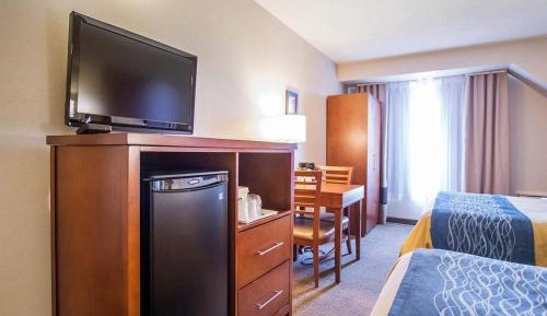 Double Room with Two Double Beds - Non-Smoking