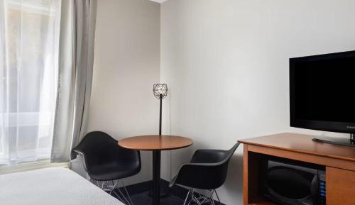 King Room - Disability Access