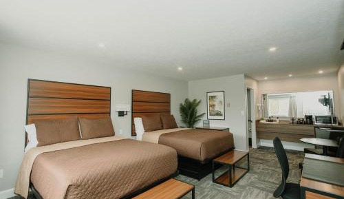 Queen Room with Two Queen Beds