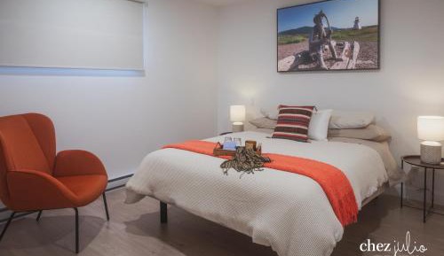 Standard Queen Room