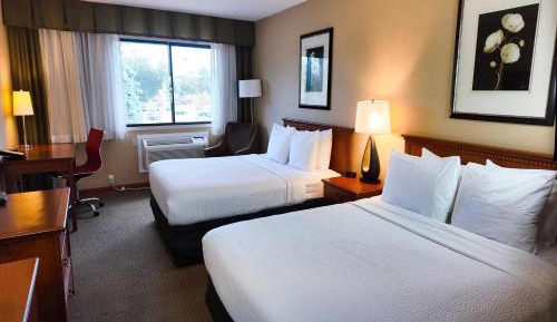 Queen Room with Two Queen Beds - Non-Smoking