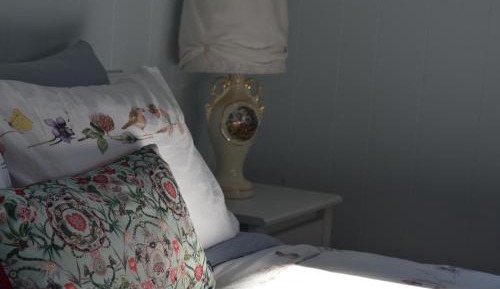 Queen Room with Shared Bathroom