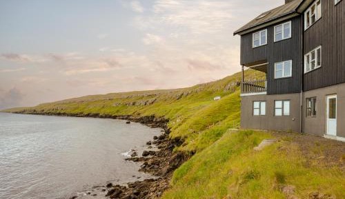 Three-Bedroom Apartment - Oceanfront
