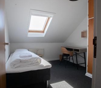 Standard Single Room with Shared Bathroom