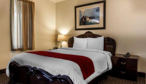 Queen Suite