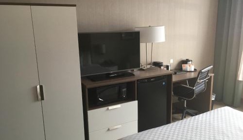 Queen Room - Disability Access