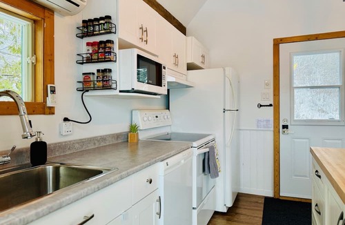 Le Haut-Saint-Francois Regional County Municipality House | Monty Chalet,8 pers et spa