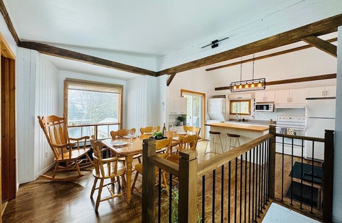 Le Haut-Saint-Francois Regional County Municipality House | Monty Chalet,8 pers et spa