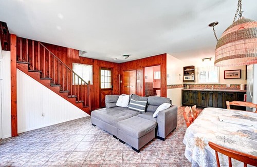 Saint-Faustin-Lac-Carre Cottage | La Coquette / Lakeside with view
