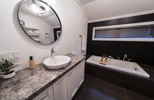 Saint-Joseph-de-la-Rive Ski Chalet | Le Contemporain Charlevoix - Spa, Fleuve et Calme