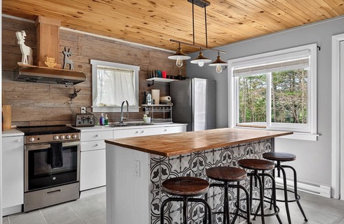 Val-des-Monts Cottage | 2 Cottages Side by Side on Prestigious Lac St.Pierre