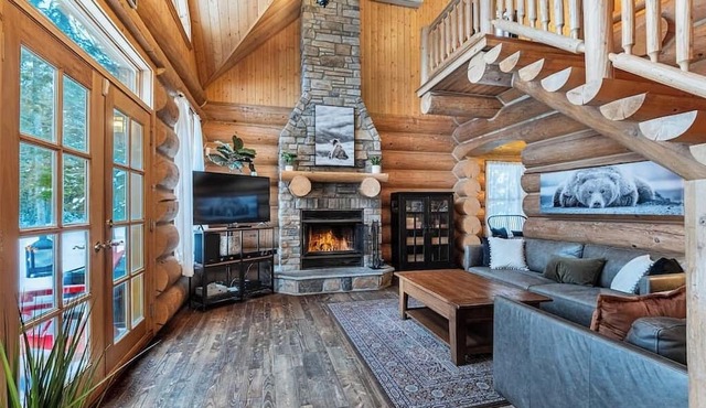 Fiddler Lake Resort Chalet: Private Jacuzzi &Sauna