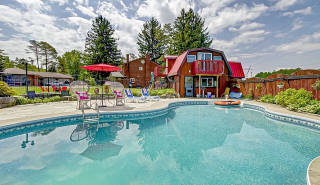 LUX Lakeside HOUSE | Peaceful Stunning Views