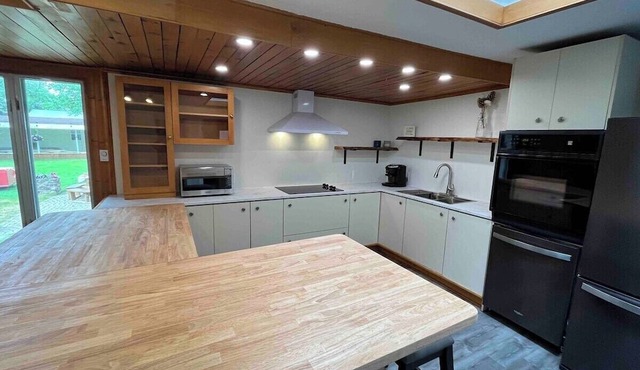 Modern 3BR Cottage! #1