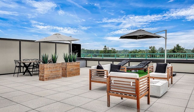 Le Roof Top