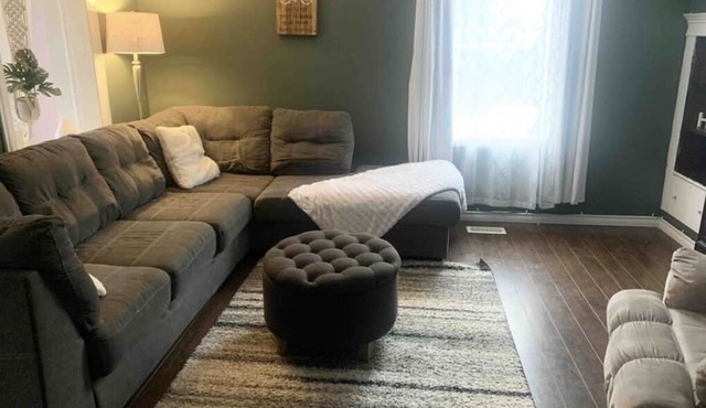 SecondAveOasis - With pool! : Also ask about our returning guest discount!