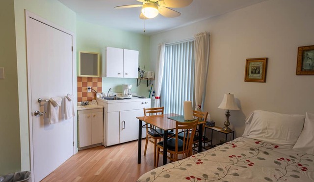 311 Chambre Pratique et Confortable