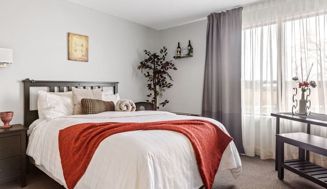 Restauparc Motel Offers Comfort, Convenience and Restaurant Amenities