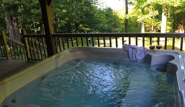 Magnifique Chalet en Pleine Nature, Sans Voisin à Moins de 1h de Montréal