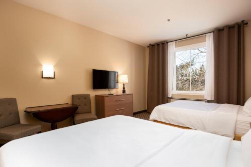 Holiday Inn Express Hotel 